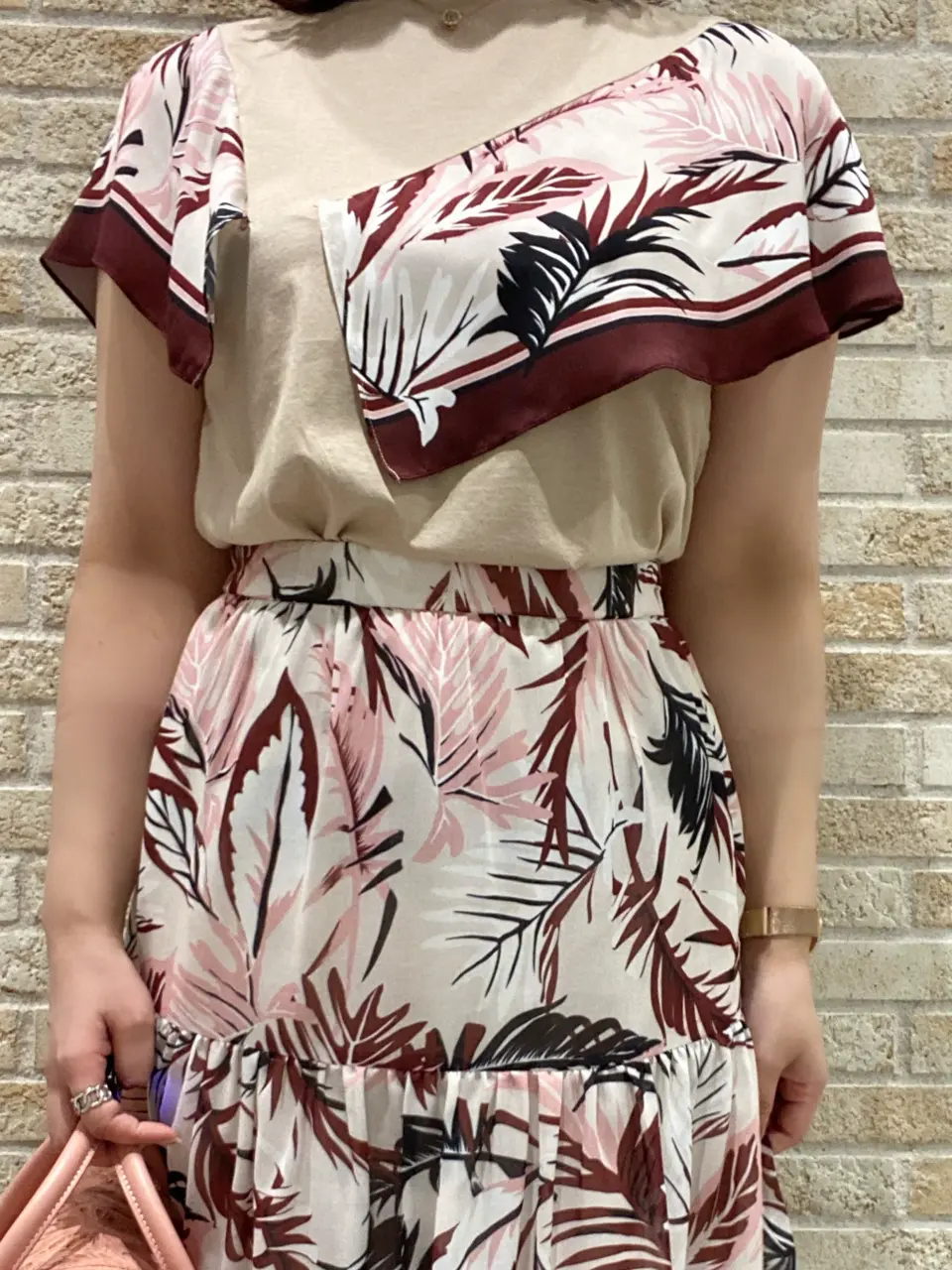 GRACE CONTINENTAL MOMOKO コーディネート画像