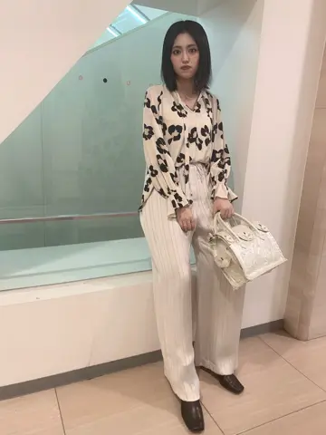 GRACE CONTINENTAL yoshi コーディネート画像