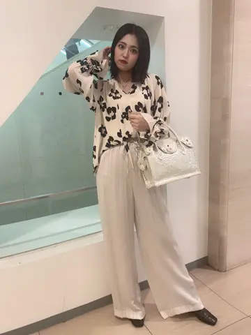 GRACE CONTINENTAL yoshi コーディネート画像