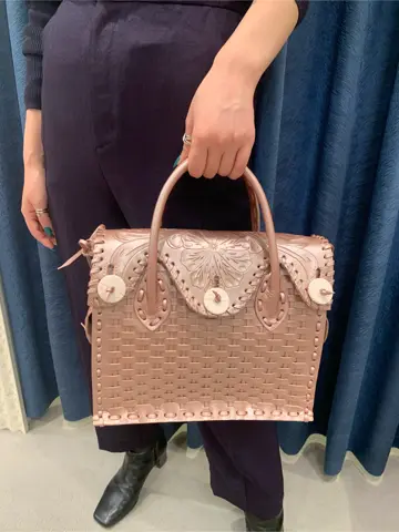 GRACE CONTINENTAL yoshi コーディネート画像