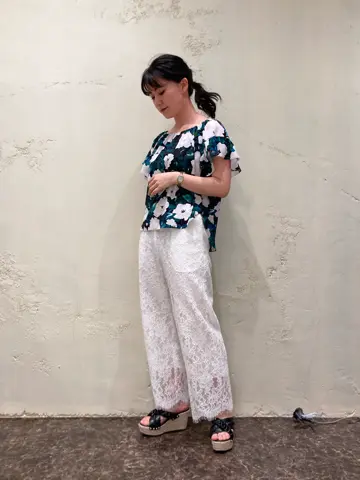 GRACE CONTINENTAL ebata. コーディネート画像