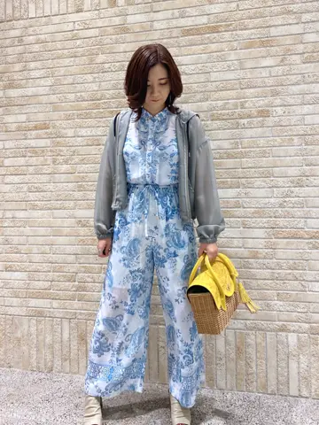 GRACE CONTINENTAL MOMOKO コーディネート画像