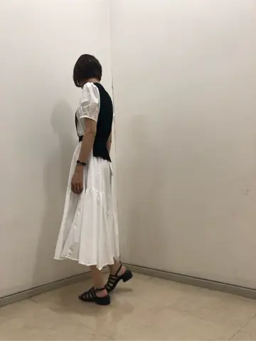 GRACE CONTINENTAL 亀田 未希 コーディネート画像