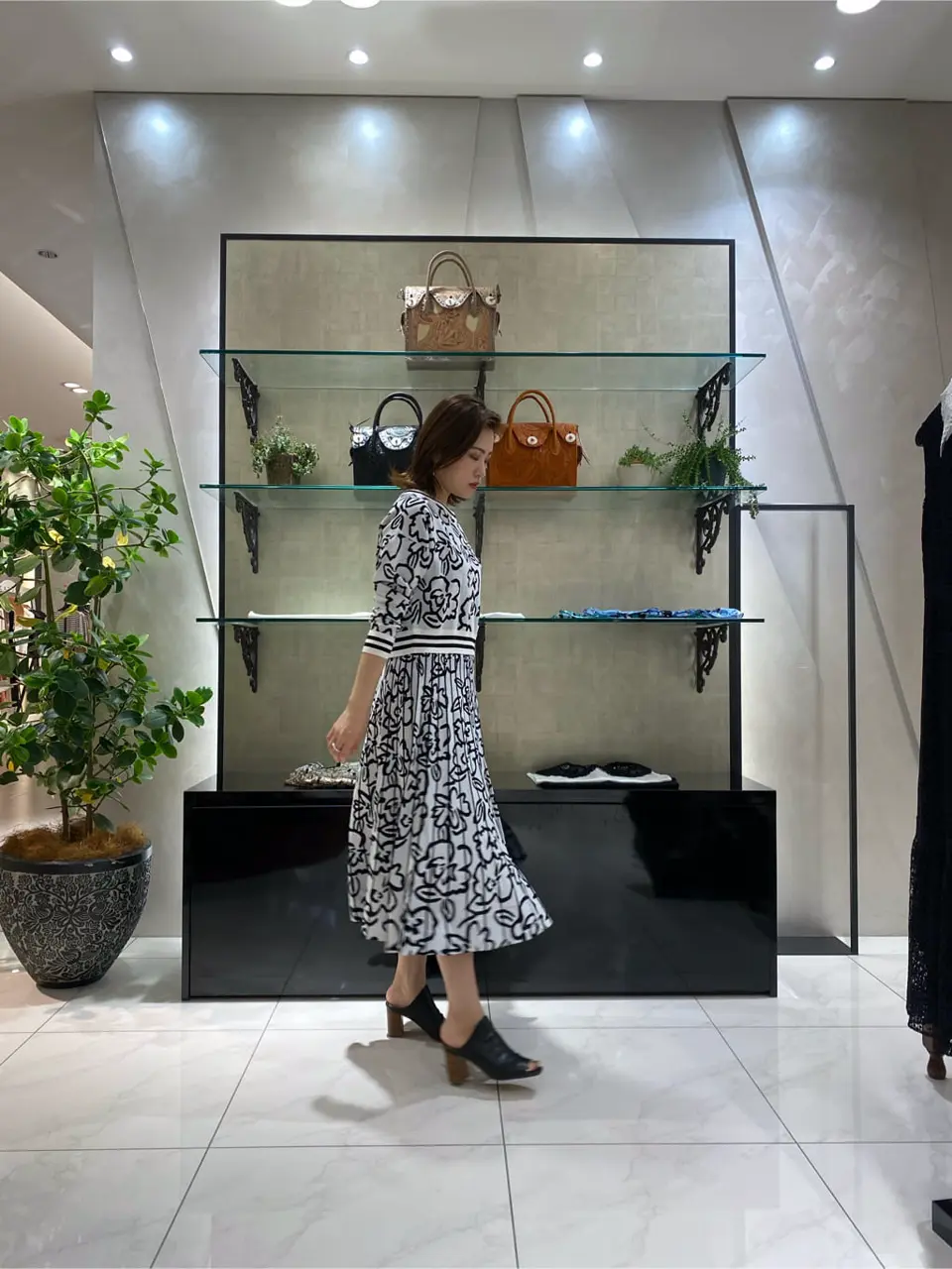 GRACE CONTINENTAL miyata コーディネート画像