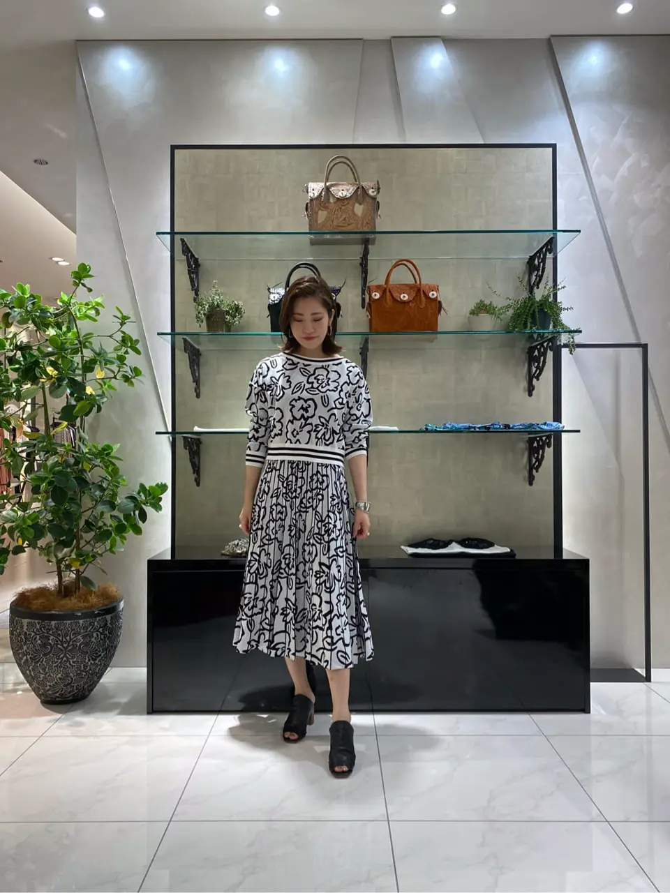 GRACE CONTINENTAL miyata コーディネート画像