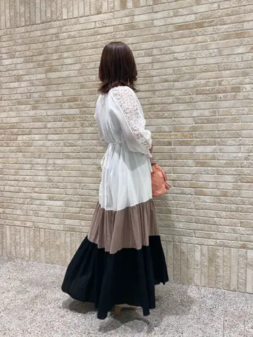 GRACE CONTINENTAL MOMOKO コーディネート画像