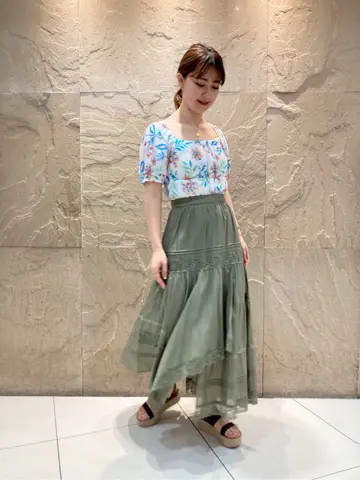 GRACE CONTINENTAL ebata. コーディネート画像