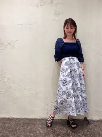 GRACE CONTINENTAL ebata. コーディネート画像