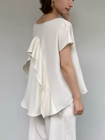 GRACE CONTINENTAL 青木育日 コーディネート画像