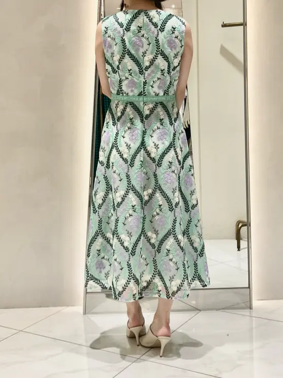 GRACE CONTINENTAL okunaka_desu コーディネート画像