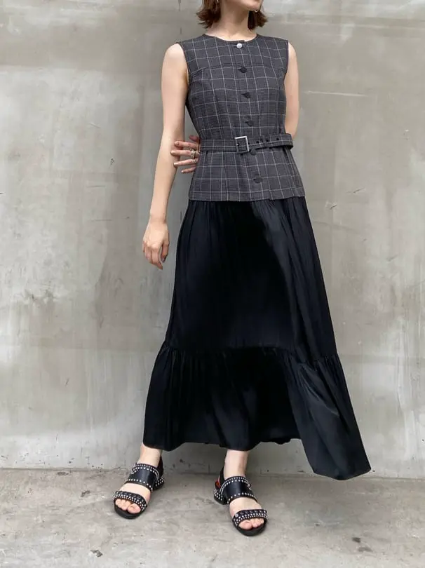 GRACE CONTINENTAL 青木育日 コーディネート画像