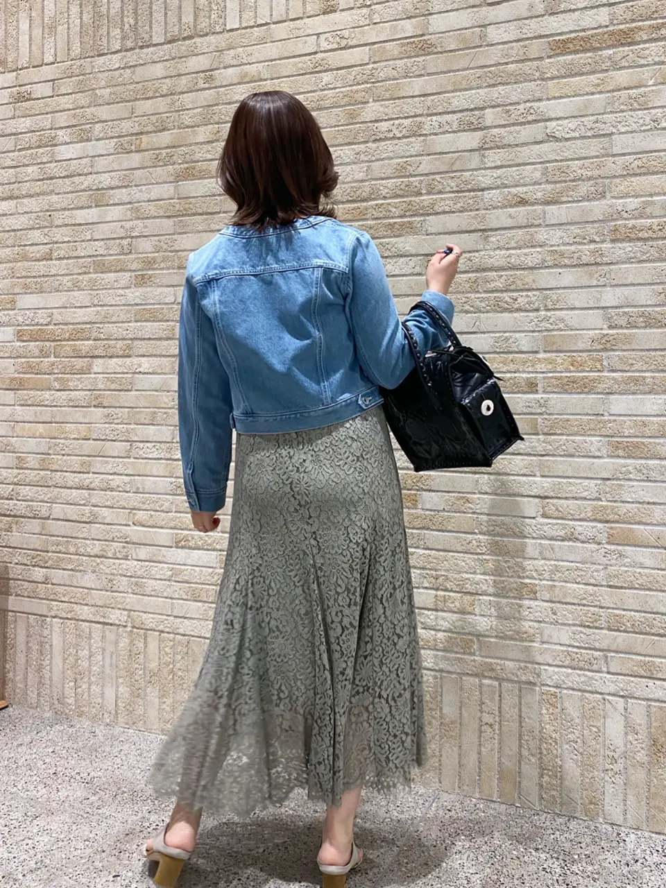 GRACE CONTINENTAL MOMOKO コーディネート画像