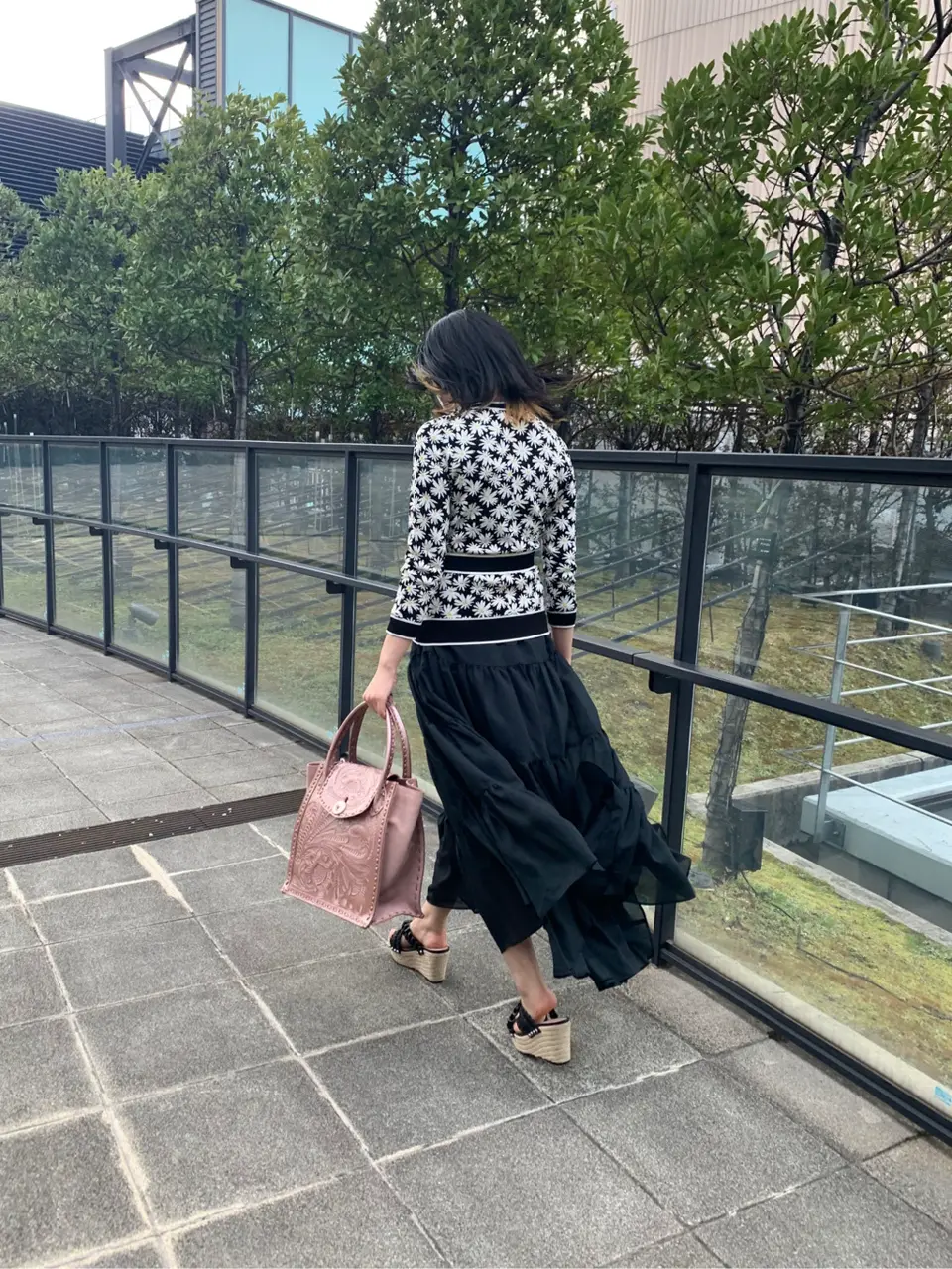 GRACE CONTINENTAL yoshi コーディネート画像