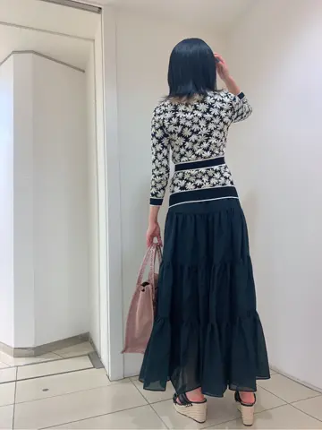 GRACE CONTINENTAL yoshi コーディネート画像