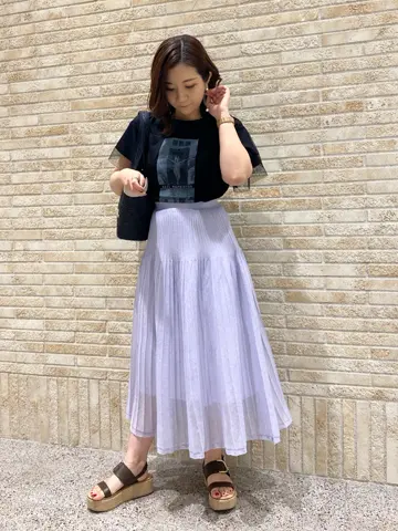 GRACE CONTINENTAL MOMOKO コーディネート画像