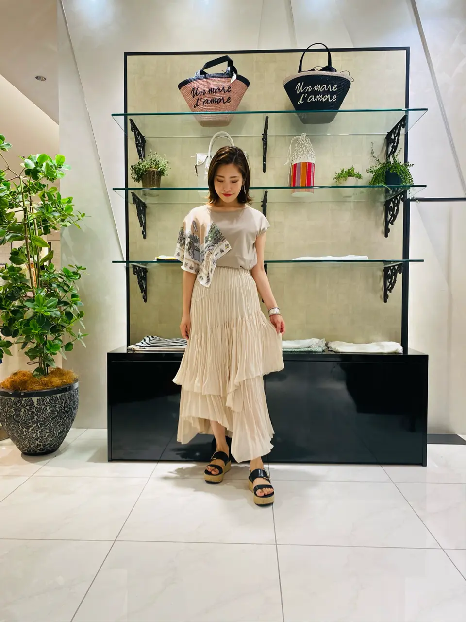 GRACE CONTINENTAL miyata コーディネート画像