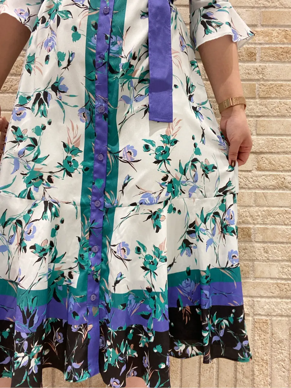 GRACE CONTINENTAL MOMOKO コーディネート画像