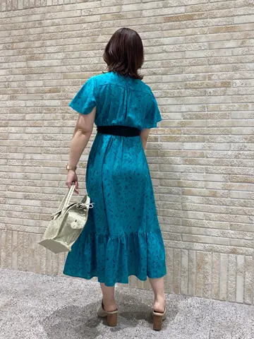 GRACE CONTINENTAL MOMOKO コーディネート画像