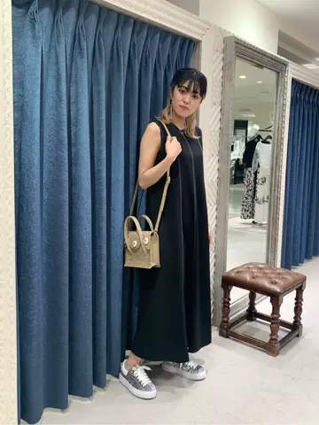 GRACE CONTINENTAL yoshi コーディネート画像