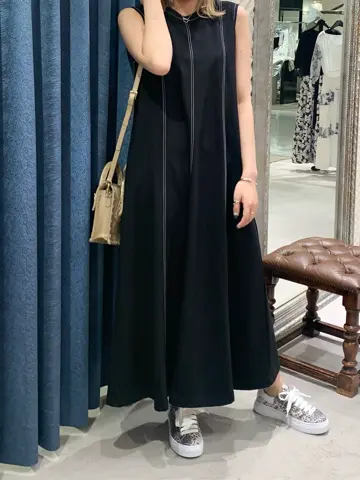 GRACE CONTINENTAL yoshi コーディネート画像