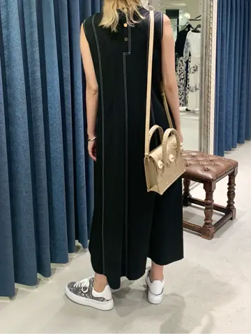 GRACE CONTINENTAL yoshi コーディネート画像