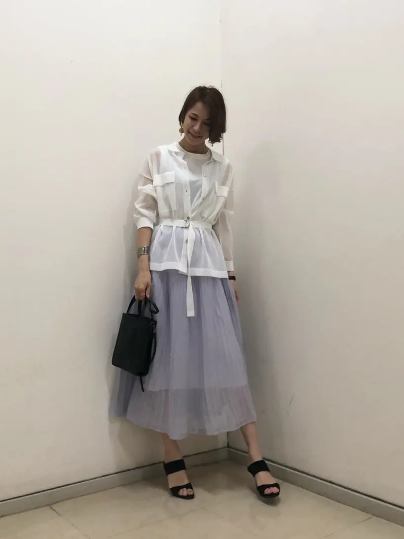 GRACE CONTINENTAL 亀田 未希 コーディネート画像