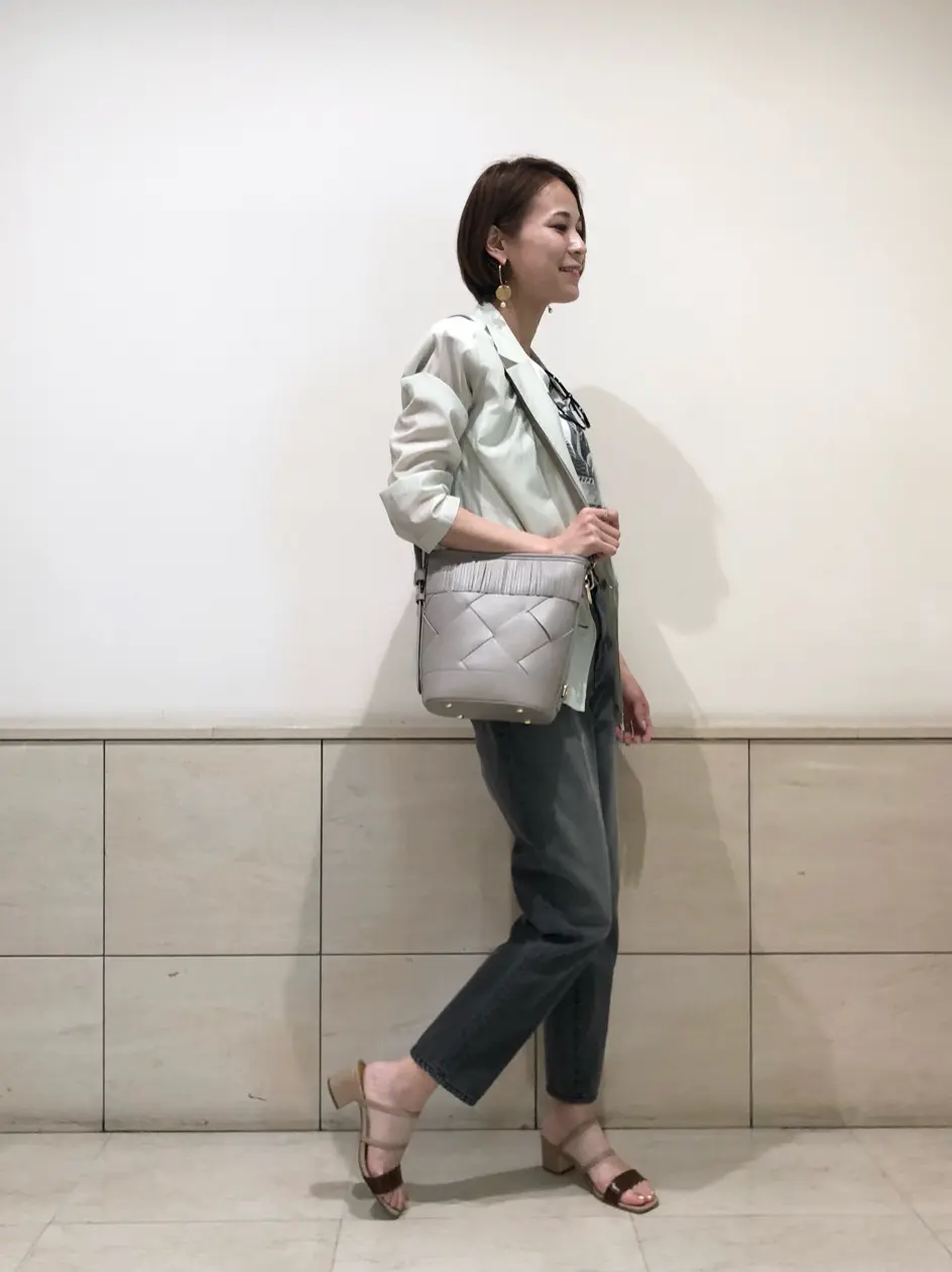 GRACE CONTINENTAL 亀田 未希 コーディネート画像