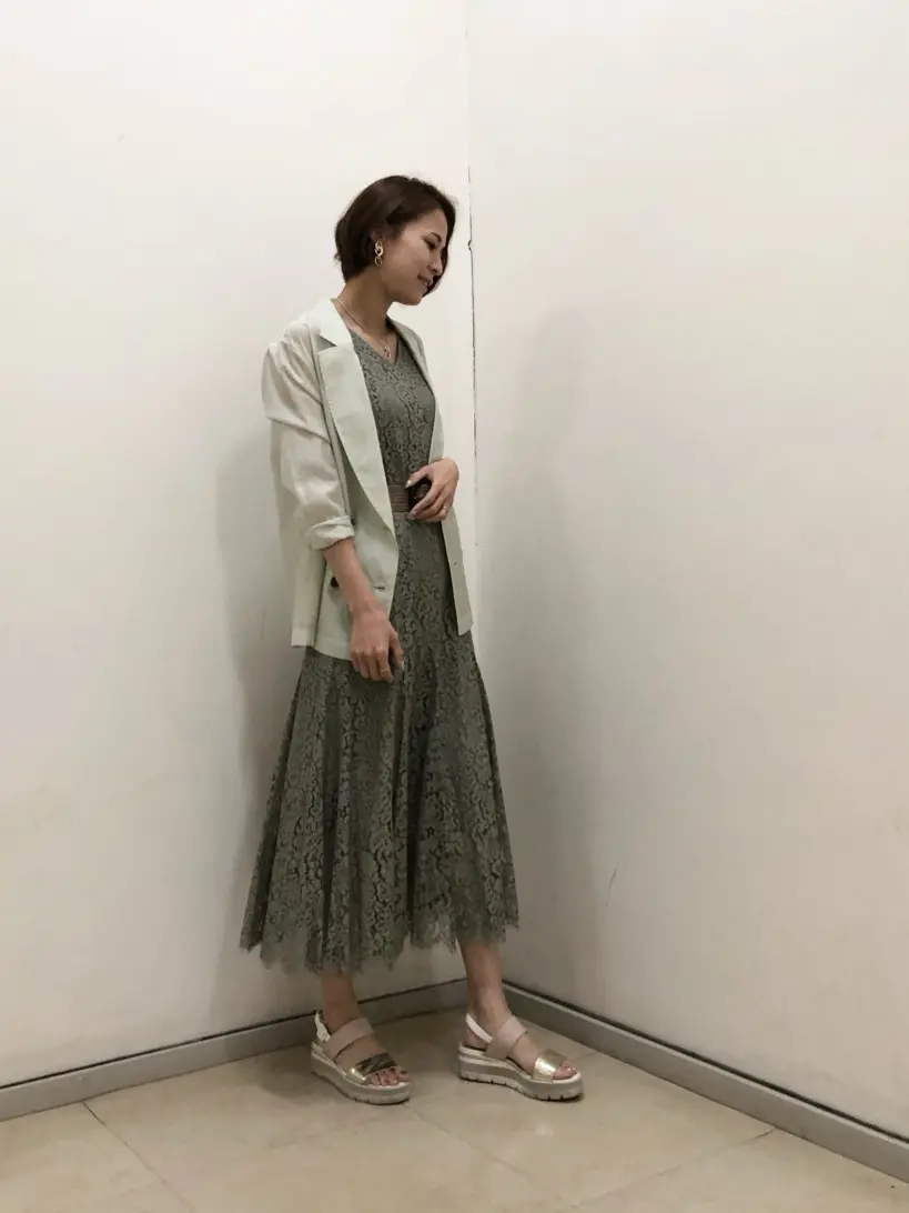 GRACE CONTINENTAL 亀田 未希 コーディネート画像