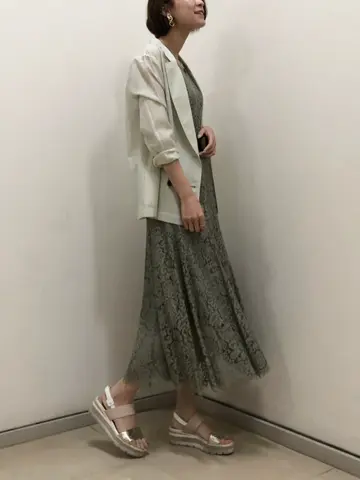 GRACE CONTINENTAL 亀田 未希 コーディネート画像