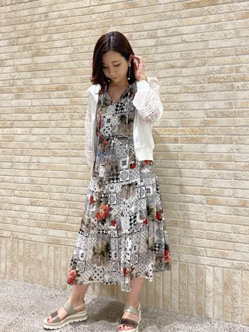 GRACE CONTINENTAL MOMOKO コーディネート画像