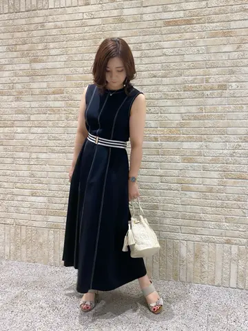 GRACE CONTINENTAL MOMOKO コーディネート画像