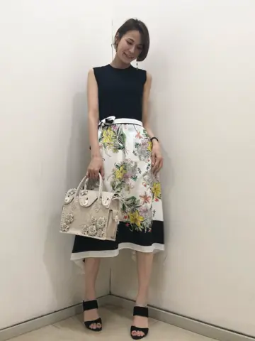 GRACE CONTINENTAL 亀田 未希 コーディネート画像