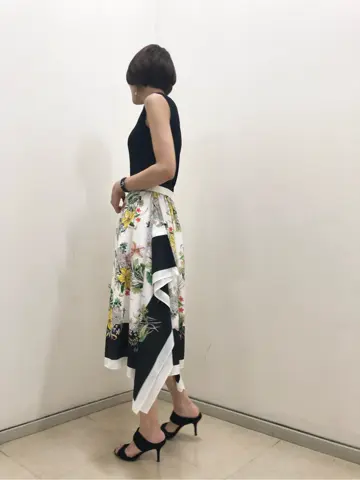 GRACE CONTINENTAL 亀田 未希 コーディネート画像
