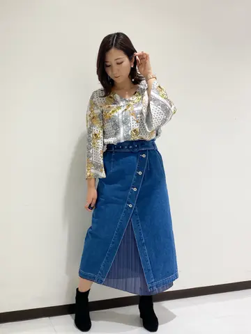 GRACE CONTINENTAL MOMOKO コーディネート画像