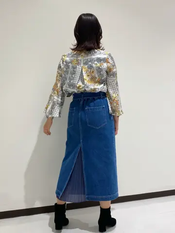 GRACE CONTINENTAL MOMOKO コーディネート画像