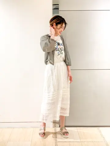 GRACE CONTINENTAL 今野　志保 コーディネート画像