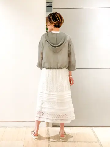 GRACE CONTINENTAL 今野　志保 コーディネート画像