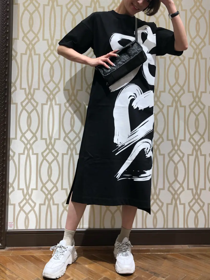 GRACE CONTINENTAL 亀田 未希 コーディネート画像