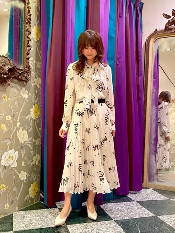 GRACE CONTINENTAL MORITA AI コーディネート画像