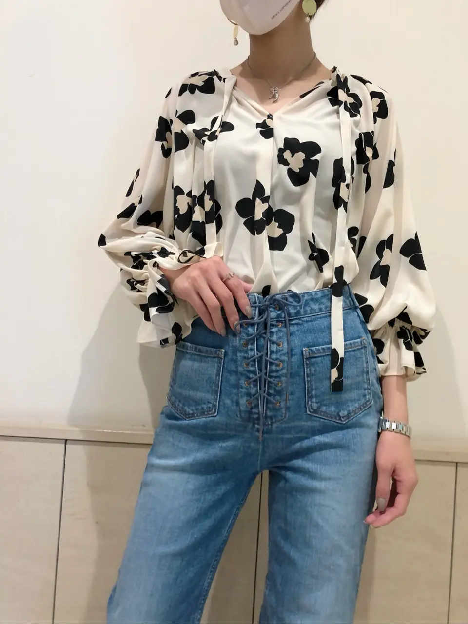 GRACE CONTINENTAL 亀田 未希 コーディネート画像