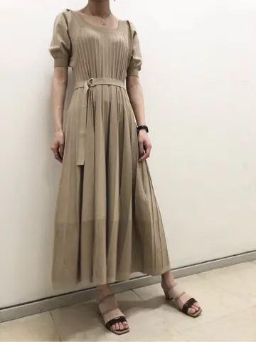 GRACE CONTINENTAL 亀田 未希 コーディネート画像