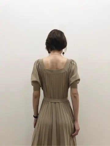 GRACE CONTINENTAL 亀田 未希 コーディネート画像