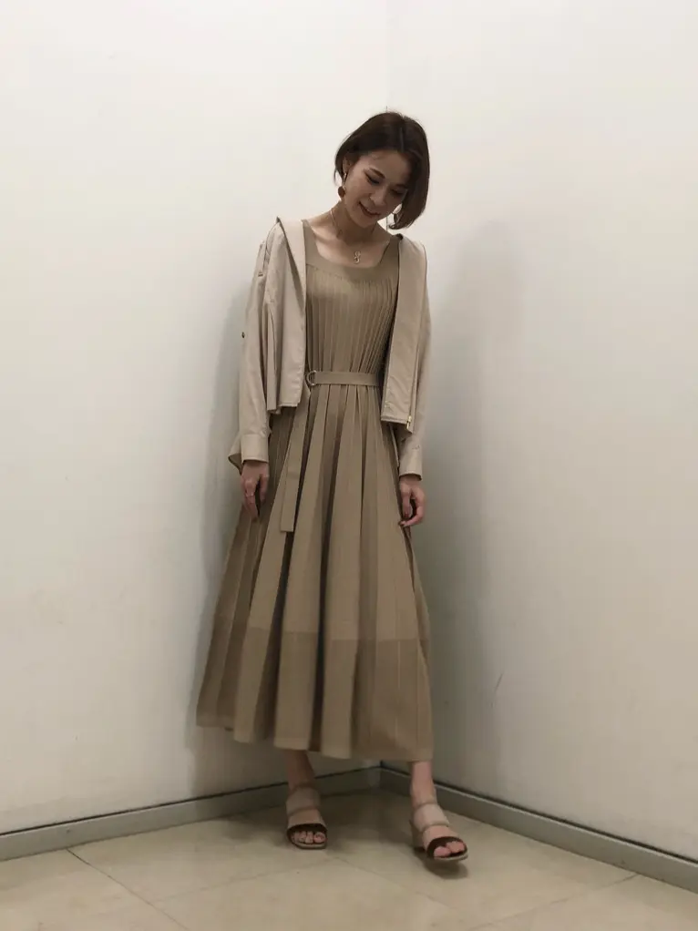 GRACE CONTINENTAL 亀田 未希 コーディネート画像