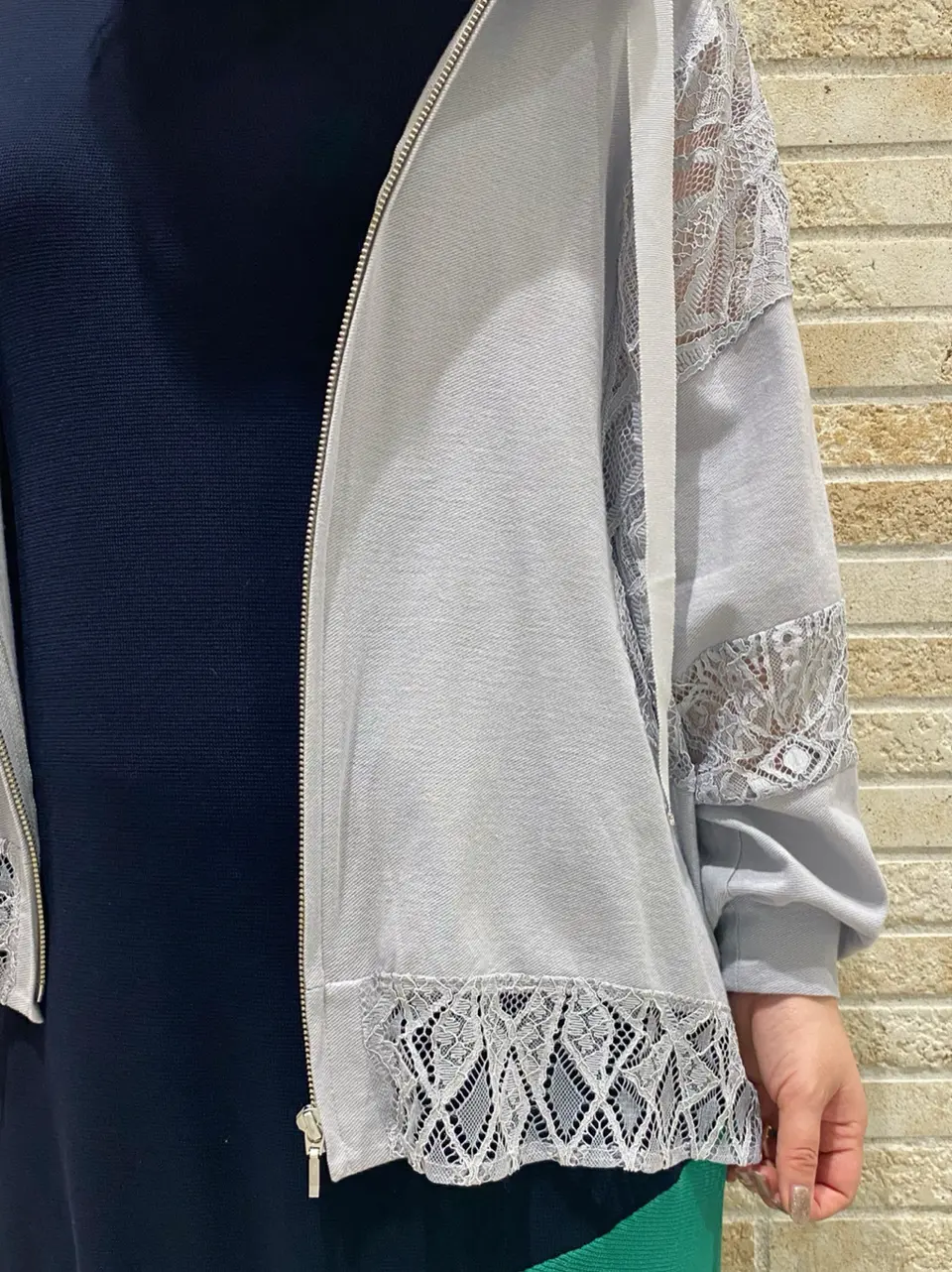 GRACE CONTINENTAL MOMOKO コーディネート画像