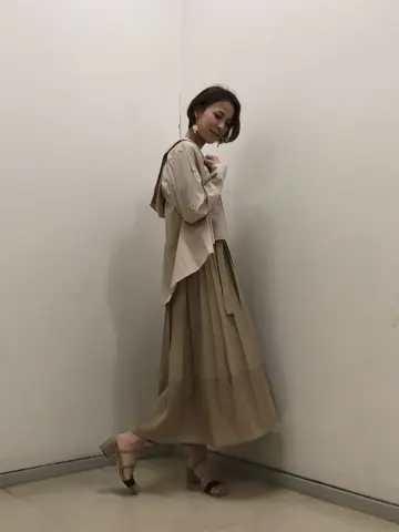 GRACE CONTINENTAL 亀田 未希 コーディネート画像