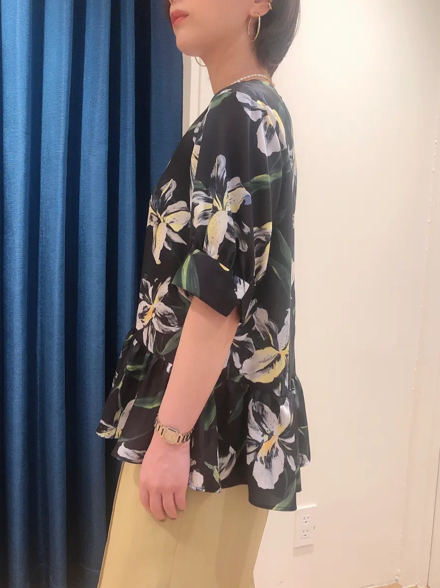 GRACE CONTINENTAL 西村　友花 コーディネート画像