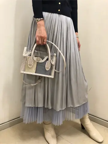 GRACE CONTINENTAL 亀田 未希 コーディネート画像