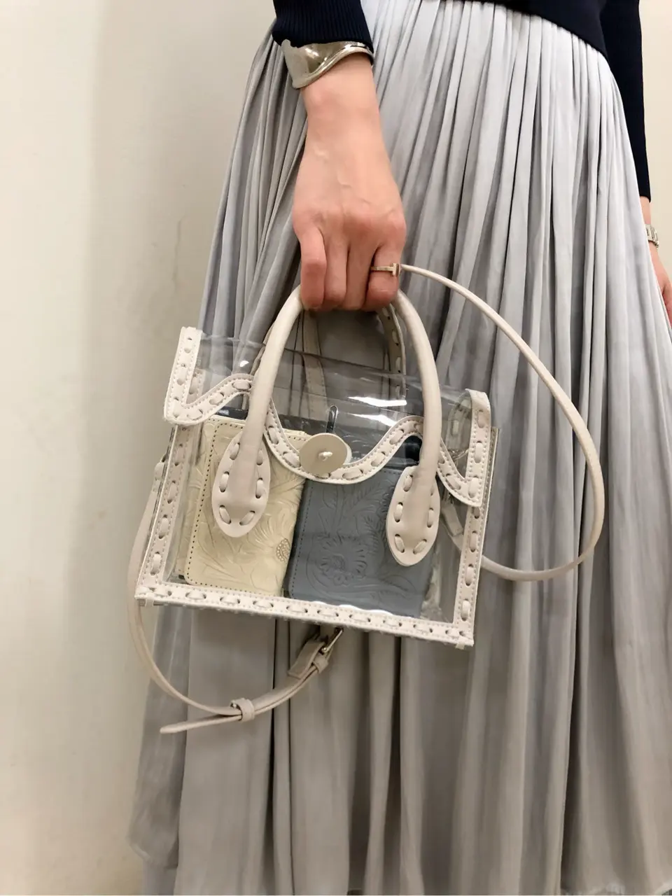 GRACE CONTINENTAL 亀田 未希 コーディネート画像