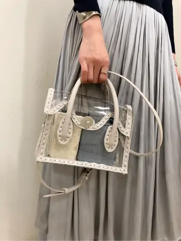 GRACE CONTINENTAL 亀田 未希 コーディネート画像