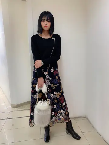 GRACE CONTINENTAL yoshi コーディネート画像